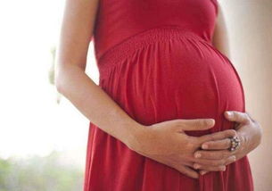 怀孕期间,为了胎儿发育好,孕妈要及时改掉3个行为 