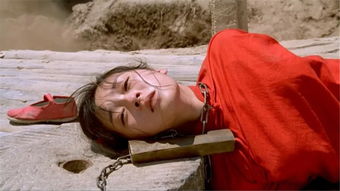 电影红河谷下水的镜头,电影中红谷水的场景。