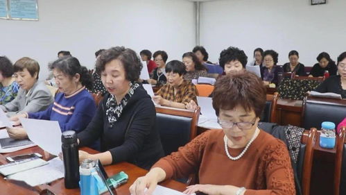 老年网上大学,老年网络大学:为老年人提供在线学习的机会。 老年网上大学,老年网络大学:为老年人提供在线学习的机会。 词条