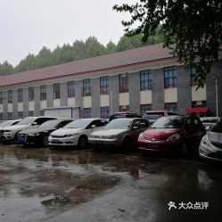 关于在西安市免费停车的经验 (西安大学城免费停车场在哪)