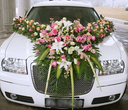 婚车的装饰 各种浪漫造型的婚车装饰