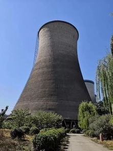 杭州大城北半山电厂5号冷却塔拆倒,另外4座亚运会前全部拆除