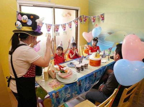 孩子在幼儿园过生日,蛋糕却无一人吃,老师说出四个原因