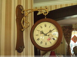 美式印象 8款风情钟表搭配秋冬客厅 