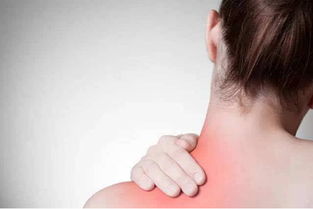 肩膀肌肉酸痛怎么办,随手几个小动作就能轻松缓解