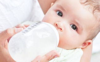 4个半月的宝宝一次吃多少奶 