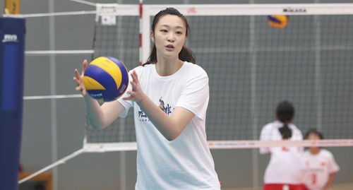 中国女排前国家队队长惠若琪疑似复出 球迷 她的颜值真的很高