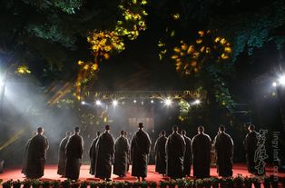 首届佛教辩经会颁奖典礼在灵隐寺古刹隆重举行