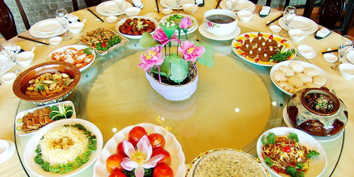 酒店婚宴菜谱大全,宁波的婚宴一般会准备些什么菜？