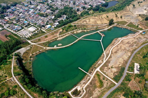 乡村治理与农村平安建设,乡村治理面临的新时代挑战。(13)