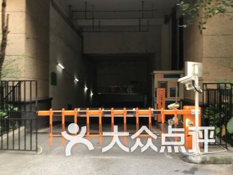 珠江新城哪里有免费停车场地马会家居停车场怎样收费