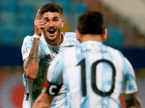 梅西点球被扑出,大战遭神勇扑救，阿根廷遗憾失利，球迷热议不断！