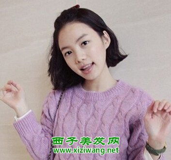 女生中分短发发型如何扎好看 