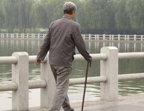 多走路有助于长寿 医生 人过50岁,做好4件事,或许比走路靠谱