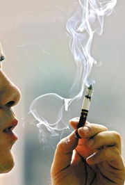 烟民在家中抽烟家人更易患冠心病 
