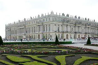 凡尔赛宫开放时间,揭秘凡尔赛宫的神秘面纱：探访凡尔赛宫的开放时间，让你一睹法国王室的奢华生活