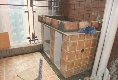 我家拿石块做起的洗衣池,实用又便宜,都不用请工人
