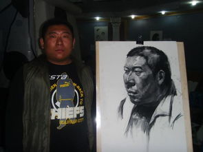 重庆80后绘画模特为艺术献脸 画架前的微笑 画架后故事