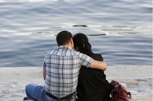 处座男谈恋爱表现,改变自己，处女座男生第一次恋爱的表现有哪些？