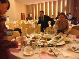 记者曝光北京公务宴 宴请一般干部每桌8000元 