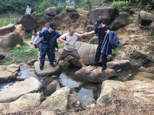 广州 小心 两男子野外徒步被困山林,其中一人还受了伤...