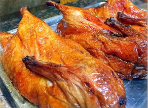除了北京烤鸭,成都的冒烤鸭其实也不错 