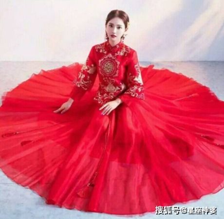 十二星座中国传统红色婚纱喜庆而艳丽,我喜欢水瓶座的婚纱