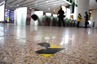 地铁行业现状 北京地铁首增移动售票亭 乘客无需出站可补票 