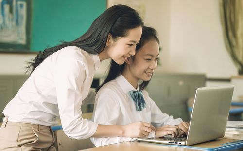 女生学计算机专业好吗,就业和待遇怎么样呢