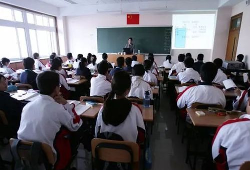 大部分私立中小学变公立 教师会跟着 转公 吗 官方对此有回应