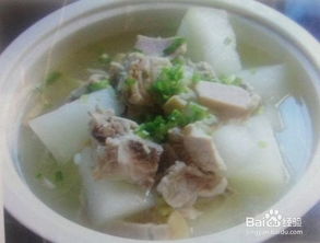 排骨冬瓜汤的做法,排骨冬瓜汤是一道受欢迎的中国传统汤品，它以排骨和冬瓜