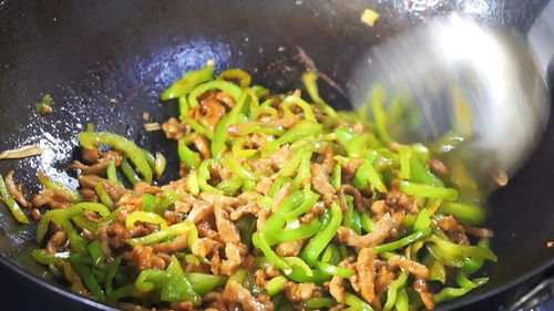 青椒肉丝做辣子怎么切好看,青椒肉丝的常见做法？