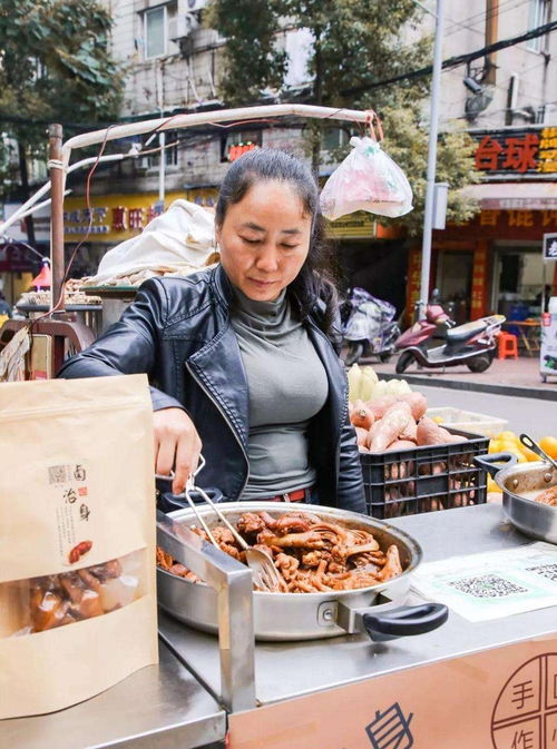 成都小吃创业摆摊文案励志_祝朋友摆地摊大卖文案？