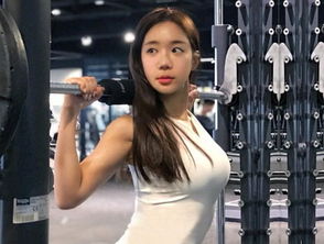 韩国30岁女老师坚持健身5年,气质迷人身材姣好如少女