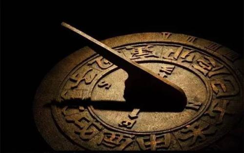 中国古代计时单位有哪些 古代的十二时辰,指现在的什么时间