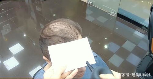 迪拜理发师堪称发型魔术师,剪发前后差别太大,靠技术吸粉几百万