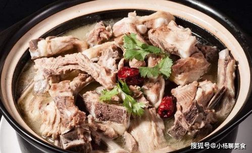 不管炖羊肉还是牛肉,最 忌 2种调料,放了别说味道难吃