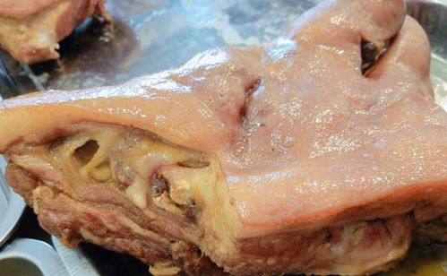 二月二吃猪头肉的寓意是什么