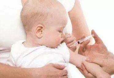 孩子接种疫苗后发热 勿使用抗生素 