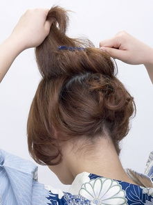 短发怎么扎头发简单好看 三款日本和服发型图解