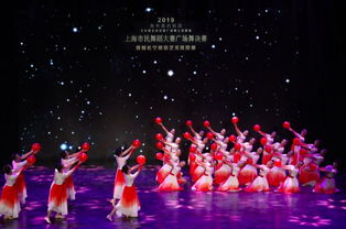 集聚5000余人 长宁上演的这场 广场舞 轰动上海