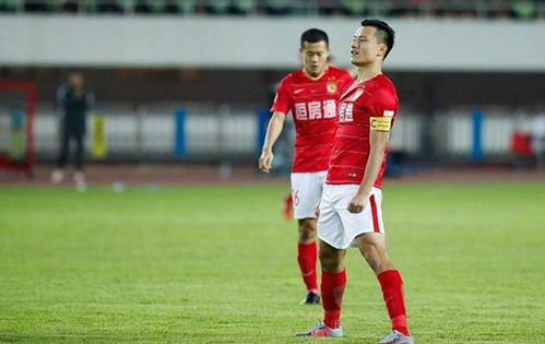 恒大加速阵容 换血 却遭质疑 中国足球舆论已被玩坏了