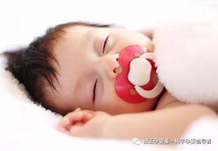 为什么宝宝睡觉前要哭闹一番 宝宝睡眠问题﹕鼓励孩子上床睡觉
