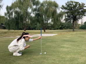 会打高尔夫女孩怎么样,打高尔夫的女人特点