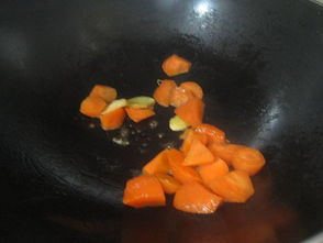 红萝卜金针菇汤的做法大全家常做法