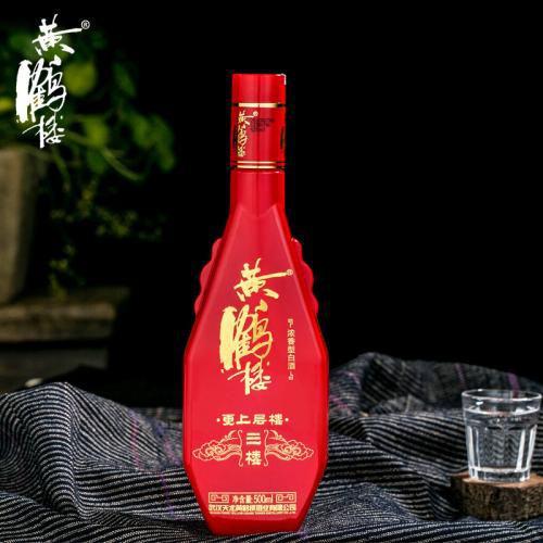 浓香型白酒和酱香型白酒哪个更好喝 