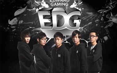 皇族vsedg(RNG.M 3:0 EDG.M：豪门夜宴，皇族零封轻松取胜)