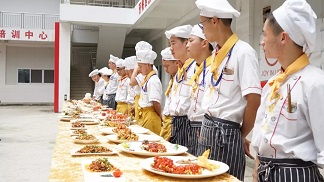 权威揭秘川菜厨师学校哪家最好？老牌名校和新晋黑马，究竟谁是你的菜？
