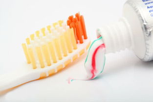 加大牙膏管口 挽救企业危机,是真的吗