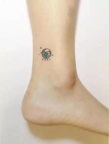 这个韩国刺青师手中的小图案让全世界的女孩都想纹个身